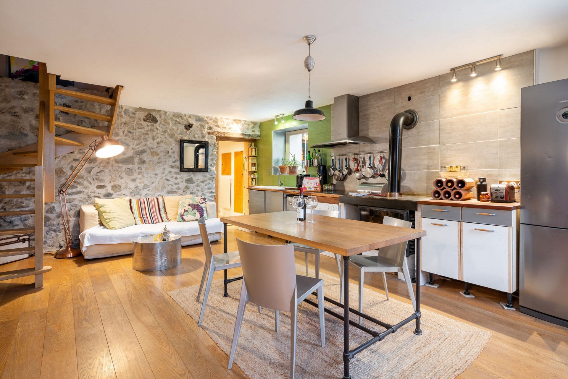 Espace Séjour / Cuisine